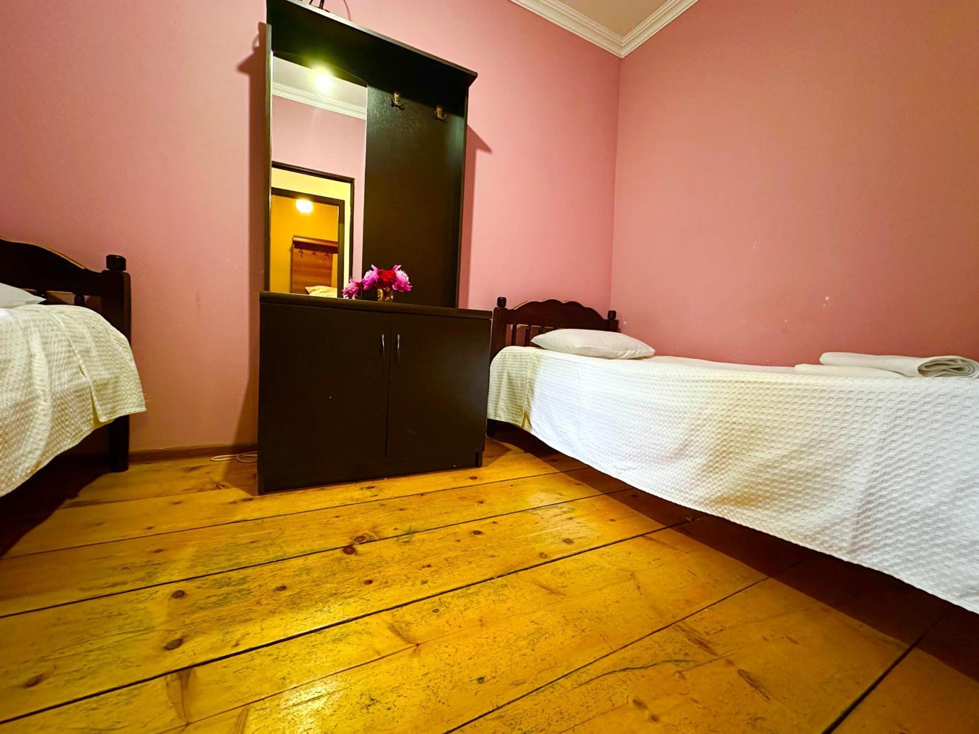 Mziuri Guest House Mestia Zewnętrze zdjęcie