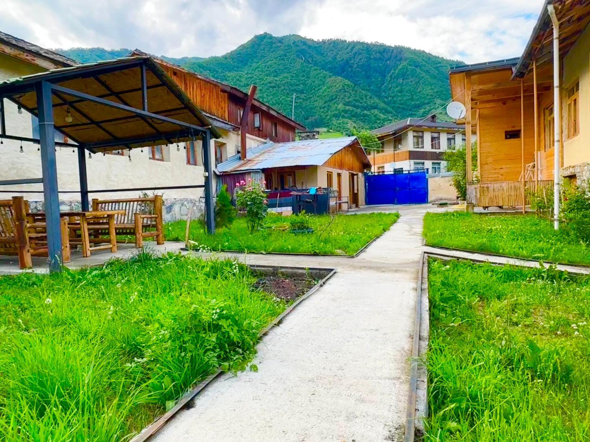 Mziuri Guest House Mestia Zewnętrze zdjęcie