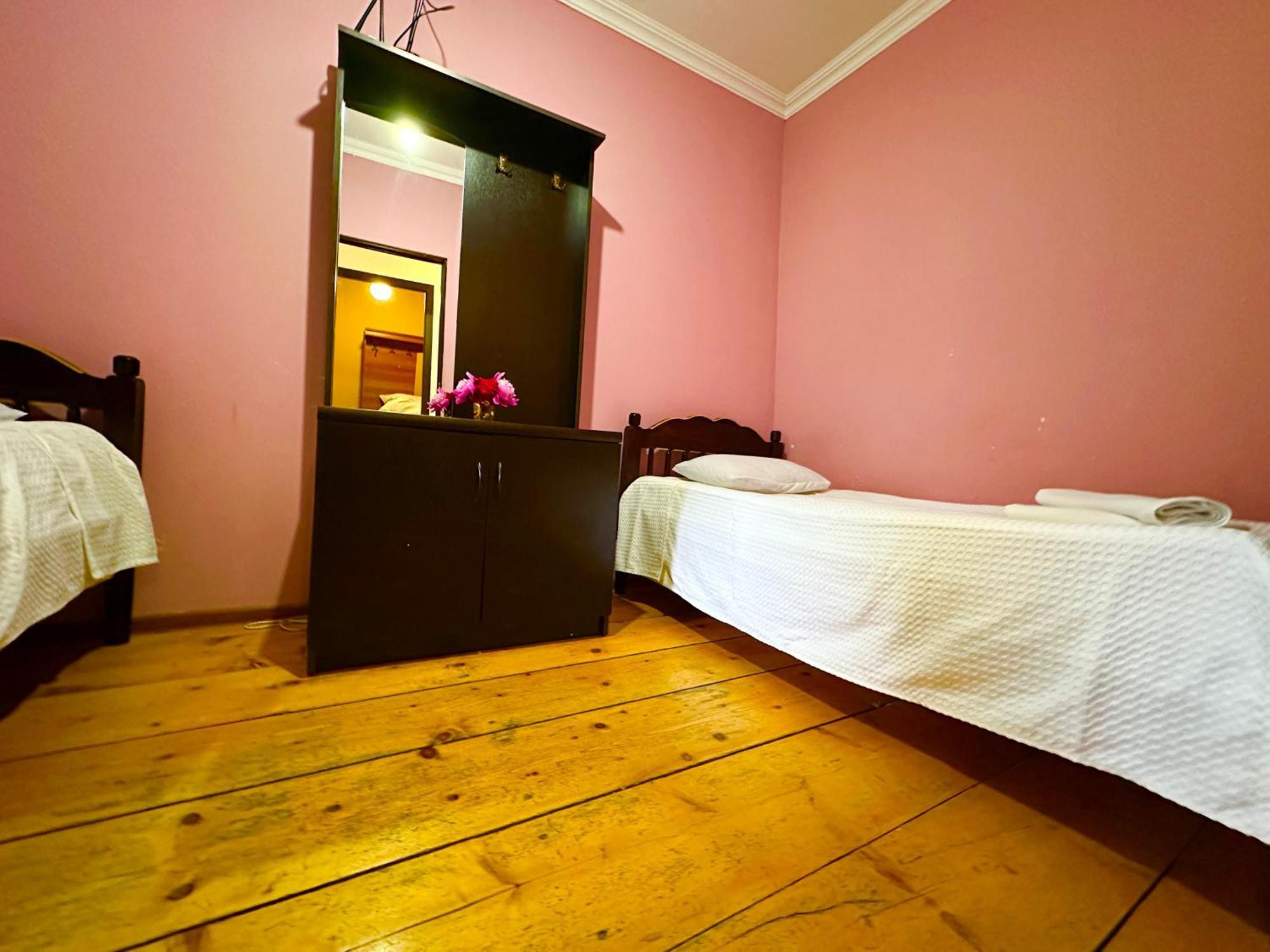 Mziuri Guest House Mestia Zewnętrze zdjęcie
